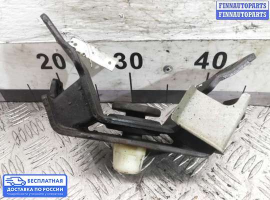 Подушка КПП на Toyota FJ Cruiser