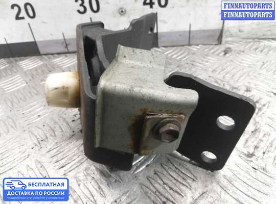 Подушка КПП на Toyota FJ Cruiser