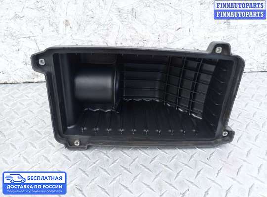Корпус воздушного фильтра на Acura MDX (YD2)