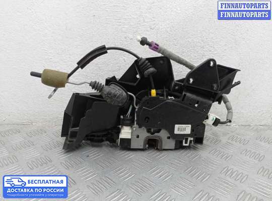 Замок боковой двери на Mercedes-Benz C (W204)