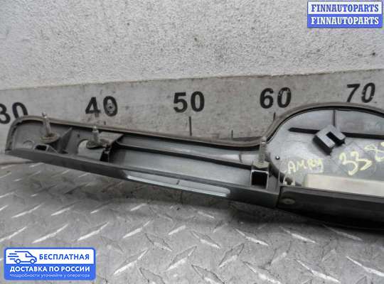 Планка подсветки номера на Toyota Camry XV40