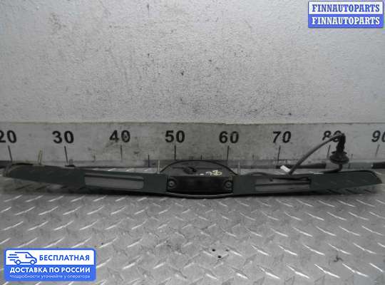 Планка подсветки номера на Toyota Camry XV40