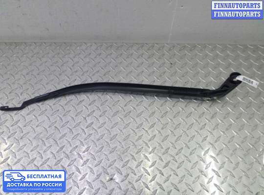 Поводок дворника на Toyota Camry XV50