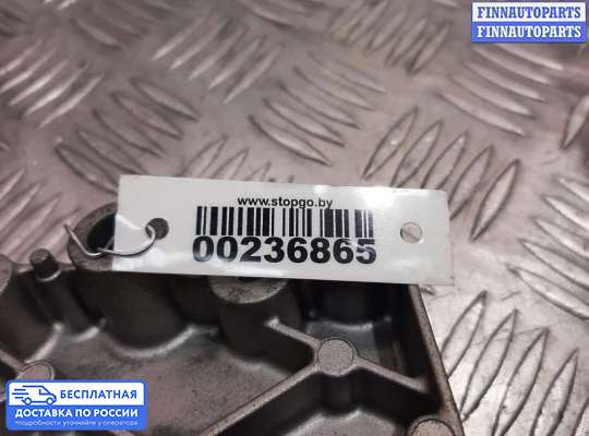 Корпус масляного фильтра на Mercedes-Benz E (W212)