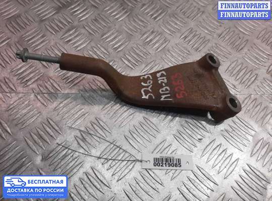 Кронштейн ДВС (лапа) на Mercedes-Benz E (W213)