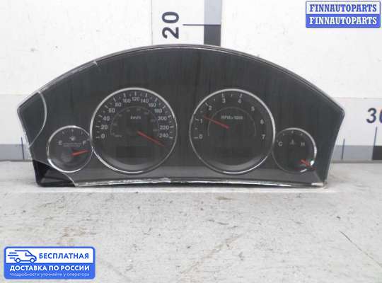 Щиток приборов на Jeep Grand Cherokee III (WK, WH)