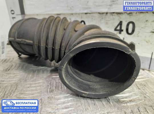 Гофра (патрубок) воздушного фильтра на Toyota Matrix I (E13)