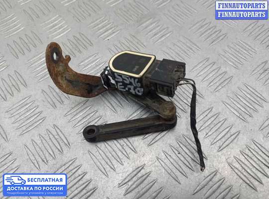Датчик дорожного просвета на BMW X5 (E70)