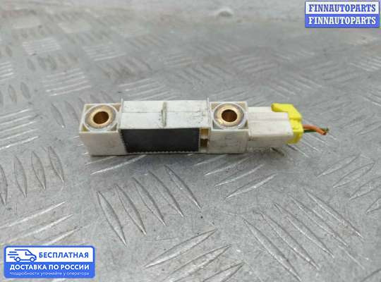 Датчик удара (Airbag) на Volvo XC90