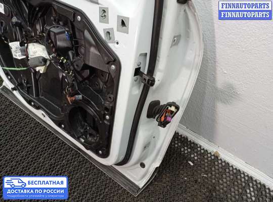 Замок боковой двери на Volkswagen Touareg II (7P)