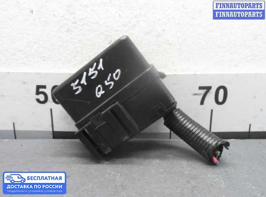 Блок предохранителей на Infiniti Q50 (V37)