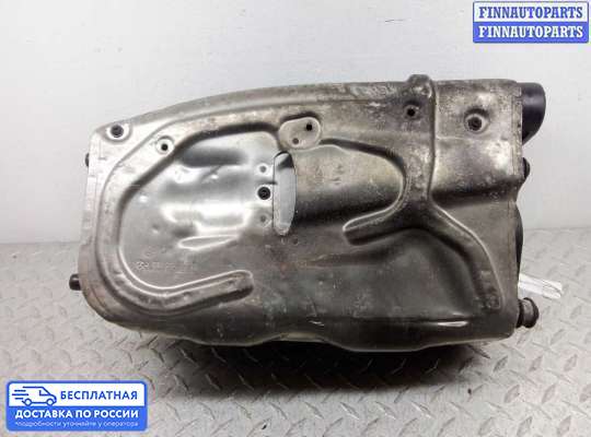 Корпус воздушного фильтра на Mercedes-Benz E (W212)