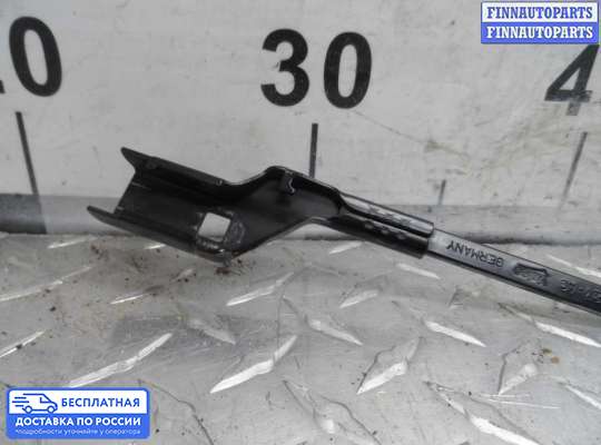 Поводок дворника на Jaguar XE (X760)