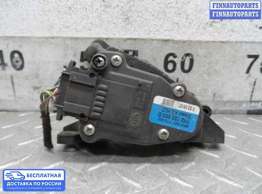 Педальный узел (педаль) на Volkswagen Transporter T5