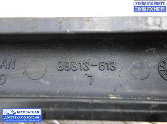 Поводок дворника на Infiniti QX56 (JA60)
