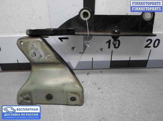 Петля капота на Hummer H3