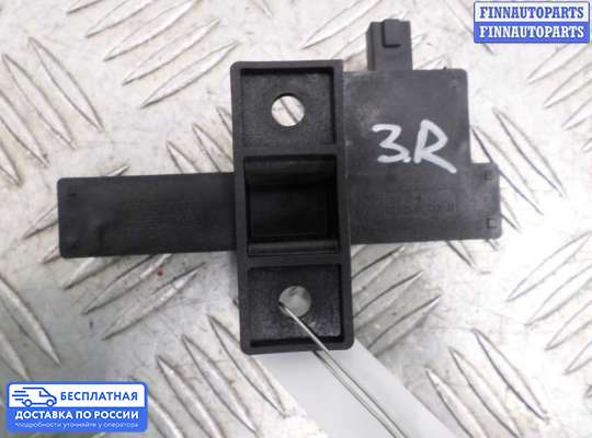 Антенна на Audi A6 (C7)