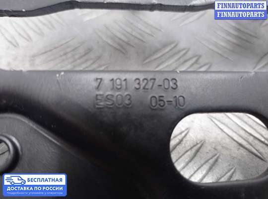 Петля капота на BMW 5 (F10/F11)