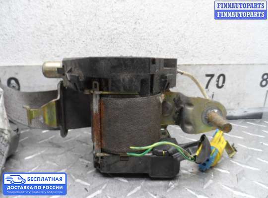 Ремень безопасности на Jeep Cherokee II / Liberty (KJ)