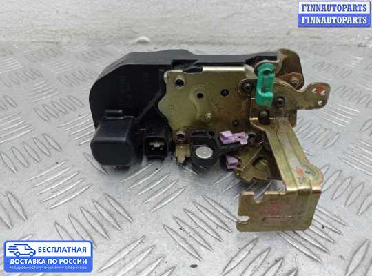 Замок боковой двери на Chrysler Pacifica