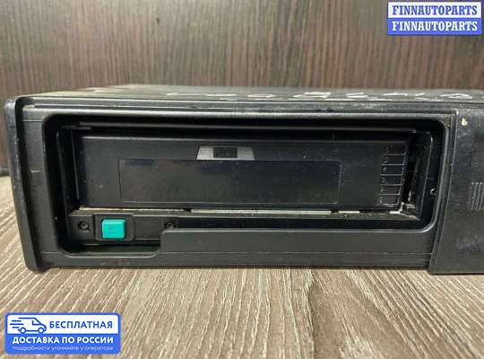 CD-чейнджер на Range Rover II (LP, P38A)