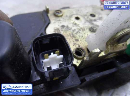 Замок боковой двери на Chrysler 300C I (LX)