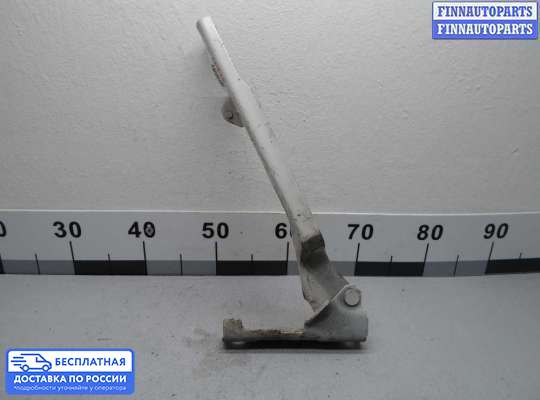 Петля капота на Ford Explorer IV (U251)