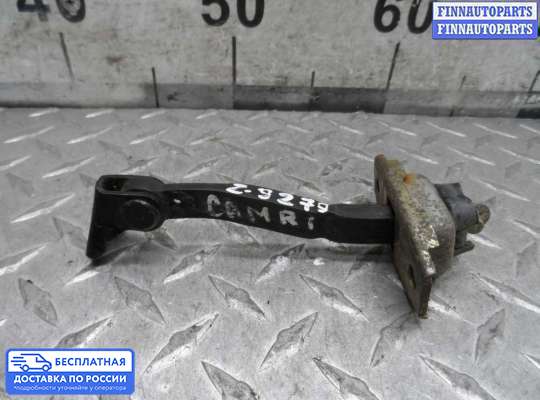 Ограничитель двери на Toyota Camry XV30