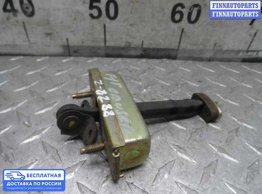 Ограничитель двери на Chrysler PT Cruiser