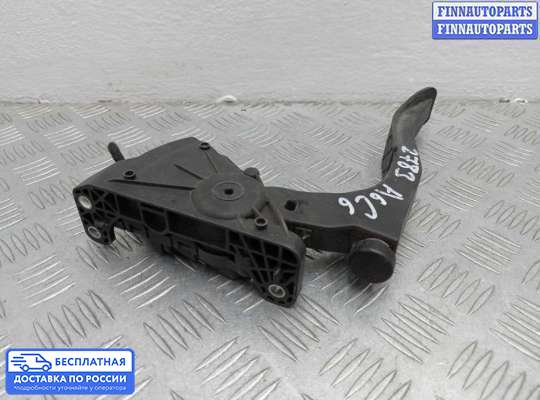 Педальный узел (педаль) на Audi A6 (C6)