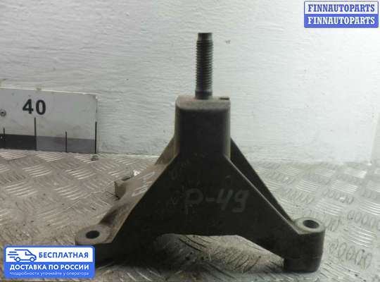 Кронштейн КПП на Ford Focus I