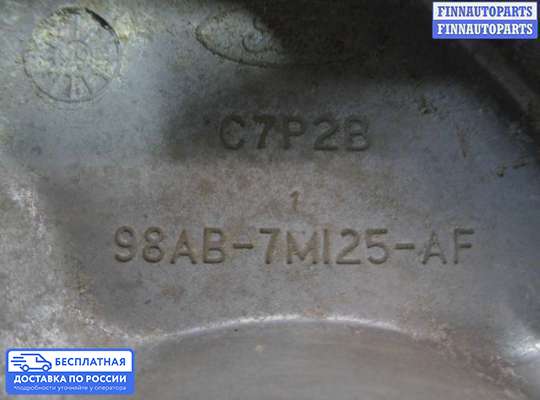 Кронштейн КПП на Ford Focus I