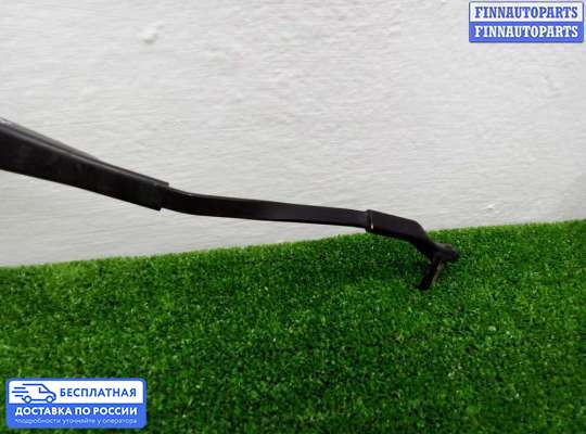 Поводок дворника на Mercedes-Benz C (W204)