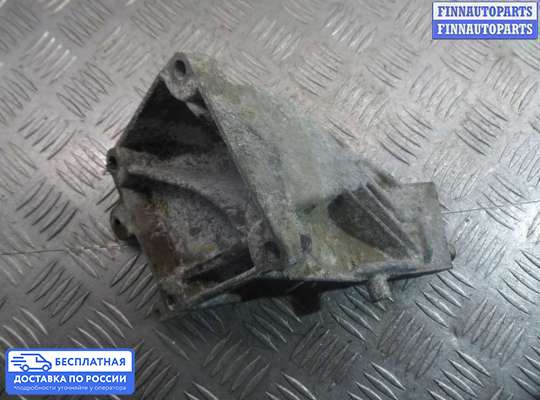 Кронштейн ДВС (лапа) на Mercedes-Benz E (W212)