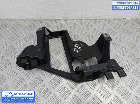 Кронштейн фары на BMW X5 (E53)