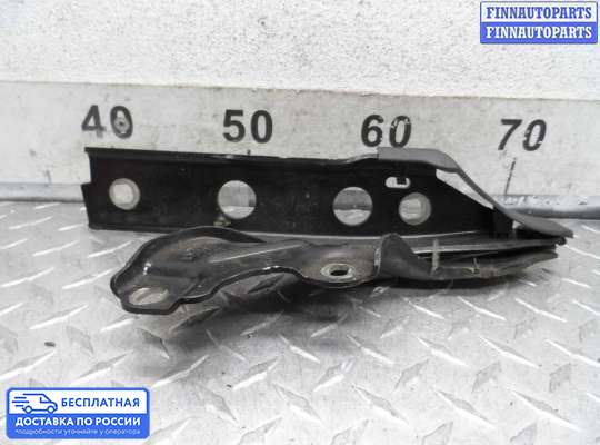 Петля капота на Audi A6 (C7)