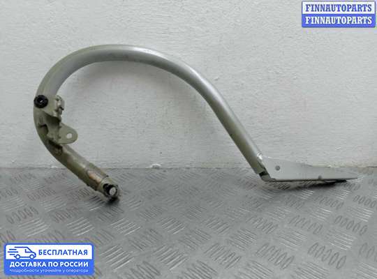 Петля крышки багажника на Mercedes-Benz C (W204)