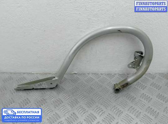 Петля крышки багажника на Mercedes-Benz C (W204)