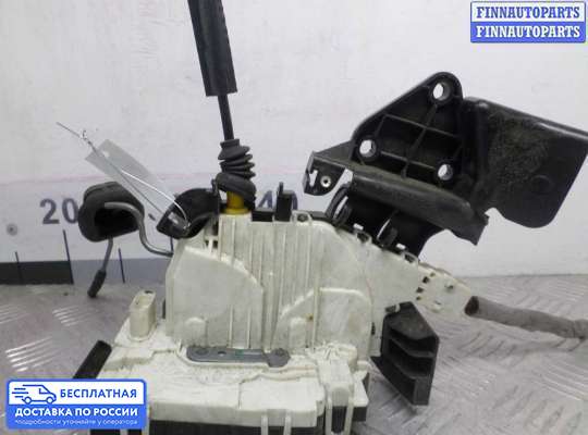 Замок боковой двери на Mercedes-Benz C (W204)