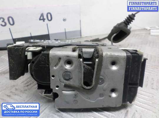 Замок боковой двери на Mercedes-Benz C (W204)