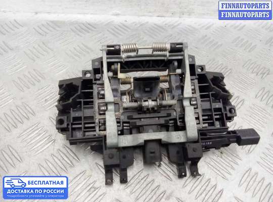 Ручка двери наружная на Audi A8 (D3, 4E)