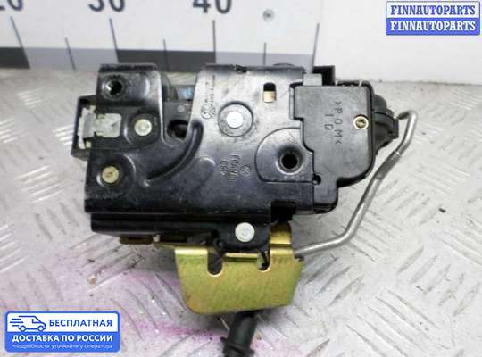 Замок боковой двери на Audi A6 (C5)