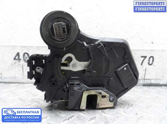 Замок боковой двери на Toyota Camry XV40