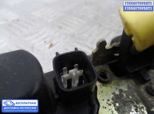 Замок боковой двери на Chrysler 300C I (LX)