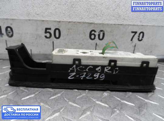 Часы на Honda Accord V (CC7, CD, CE, CF)