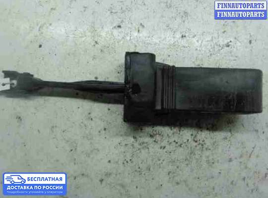 Ограничитель двери на Audi A6 (C7)