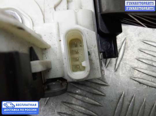 Замок боковой двери на Mercedes-Benz GLK (X204)
