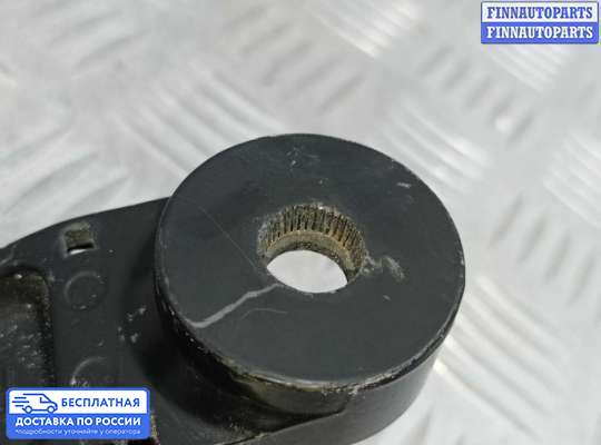 Поводок дворника на Jeep Grand Cherokee IV (WK2)