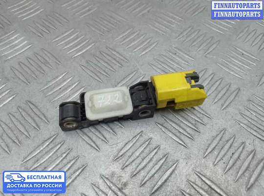 Датчик удара (Airbag) на Volkswagen Phaeton (3D)