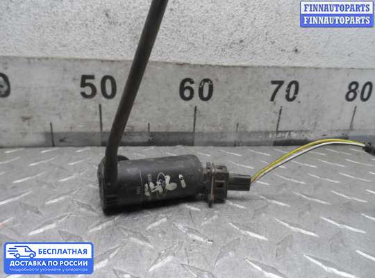 Моторчик (насос) омывателя на Ford Focus I